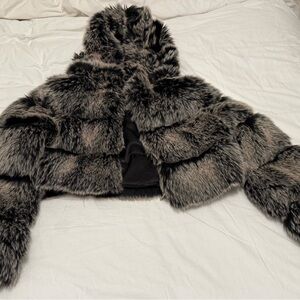 Women's Faux Fur Cropped Jacket - Black and Gray